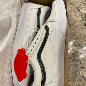 Vans Size 11 White/Black